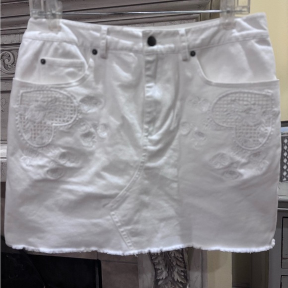 Rebecca Minkoff Dresses & Skirts - White Denim Distressed Skirt Size 8 Rebecca Minkoff
